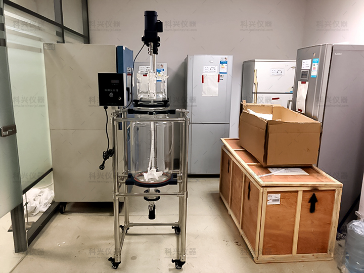 上?？婆d儀器與上海某集團(tuán)合作