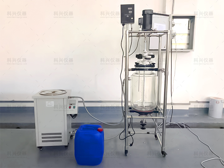 上?？婆d儀器與華東理工大學某公司合作